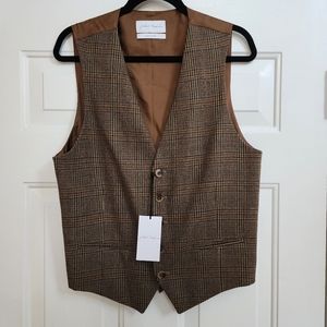 NWT John W Nordstrom Brown & Blue Wool Plaid Print Vest. Size: M.